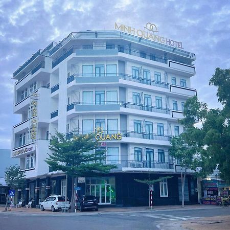 فندق Khach San Minh Quang فان رانغ المظهر الخارجي الصورة